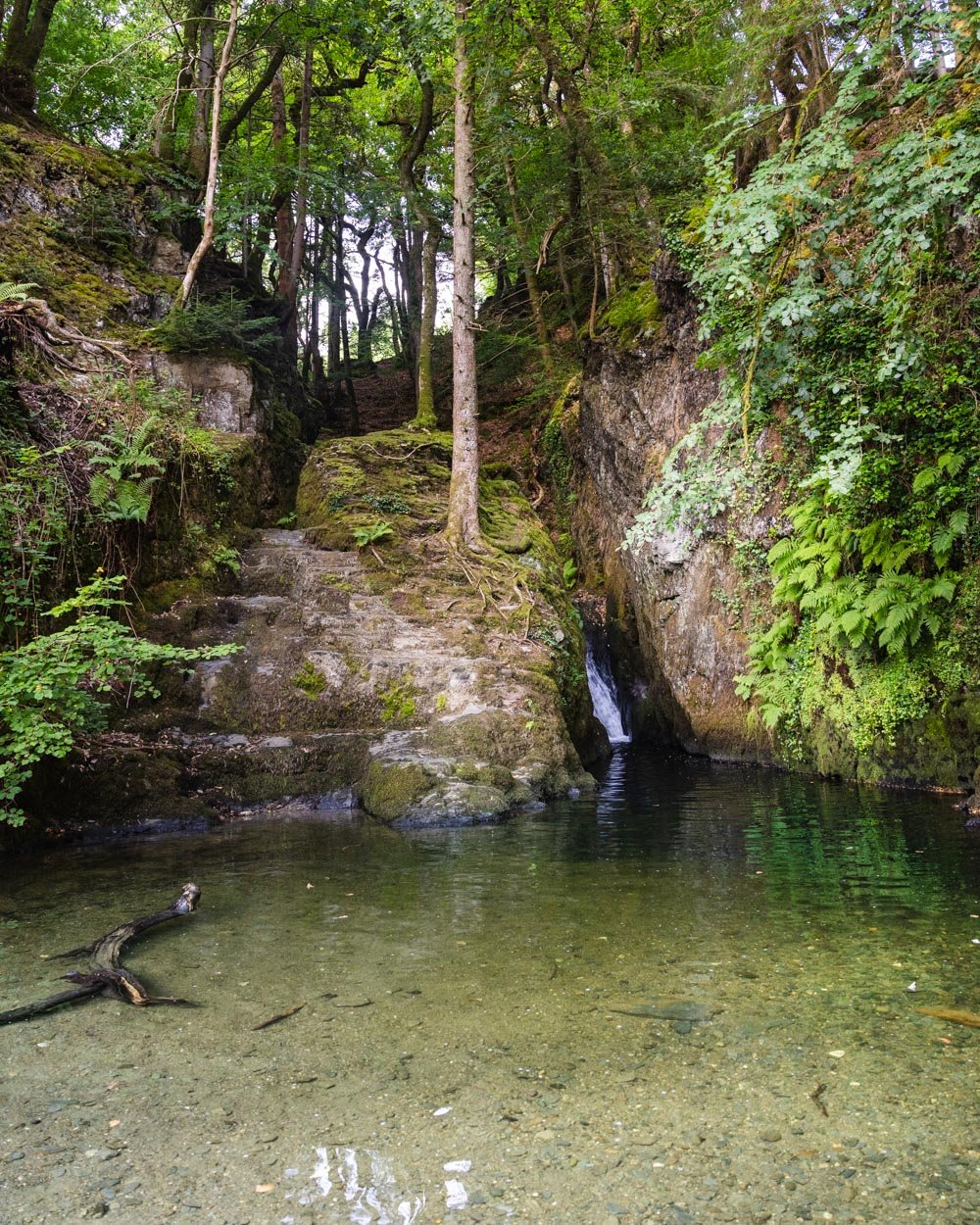 Ffynone Waterfall https://www.walkmyworld.com/posts/ffynone-waterfall