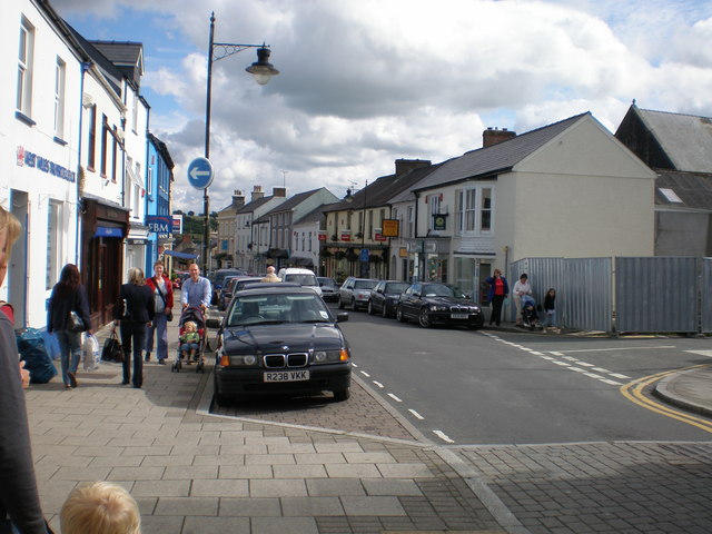 Hefin Richards / Narberth High St.