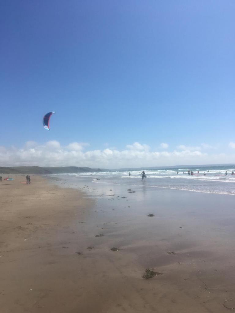 Kite surfing in Newgale
